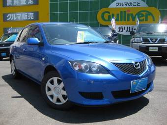 2005 Mazda Axela Photos
