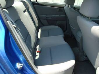 2005 Mazda Axela Photos
