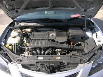 2005 Mazda Axela Images
