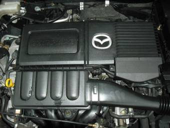 2005 Mazda Axela Pictures