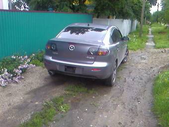 2005 Mazda Axela Photos