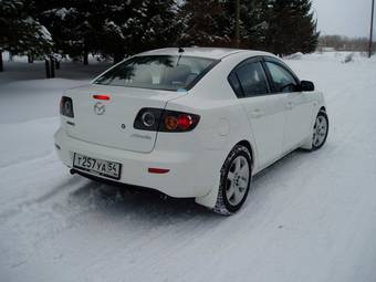 2005 Mazda Axela Wallpapers