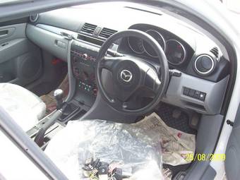 2005 Mazda Axela Wallpapers
