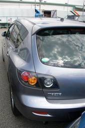 2005 Mazda Axela Photos