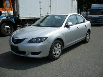 2005 Mazda Axela Pics