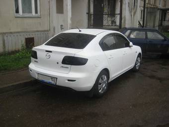 2005 Mazda Axela Photos