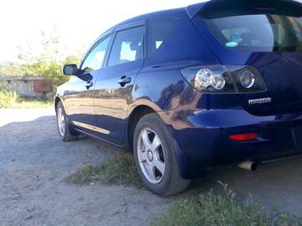 2005 Mazda Axela Photos