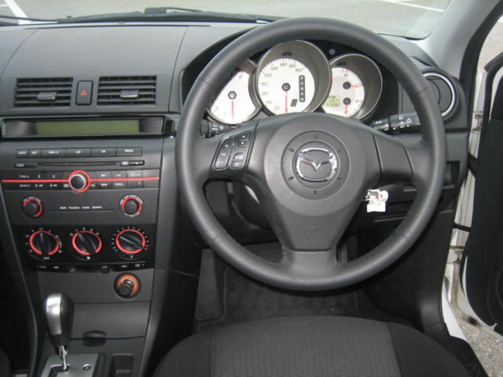 2006 Mazda Axela