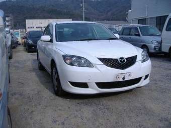 2006 Mazda Axela Pics