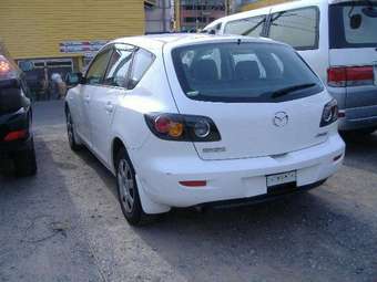 2006 Mazda Axela Pictures