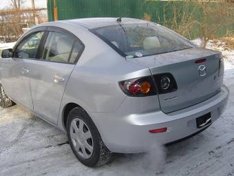 2006 Mazda Axela Photos
