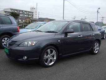 2006 Mazda Axela Photos