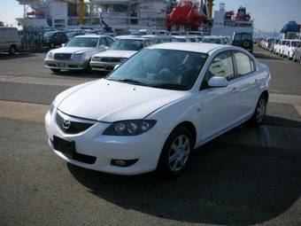 2006 Mazda Axela Pictures