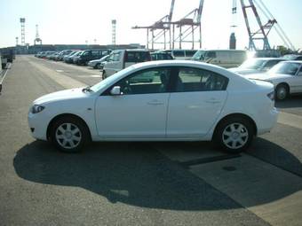 2006 Mazda Axela Pictures