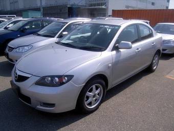 2006 Mazda Axela Photos