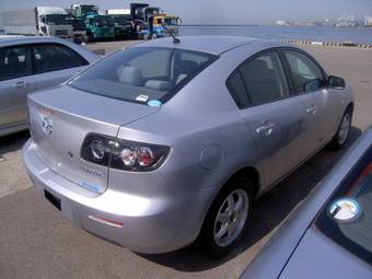 2006 Mazda Axela Pictures