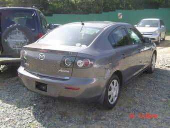 2006 Mazda Axela Photos