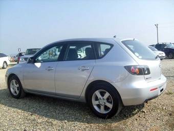 2006 Mazda Axela Pictures