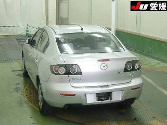 2006 Mazda Axela Pics