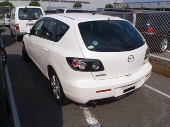 2006 Mazda Axela Pictures