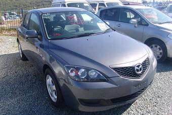 2006 Mazda Axela Photos