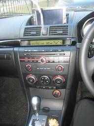2007 Mazda Axela Pictures