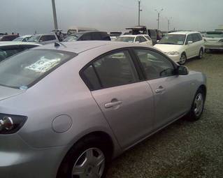 2007 Mazda Axela Photos