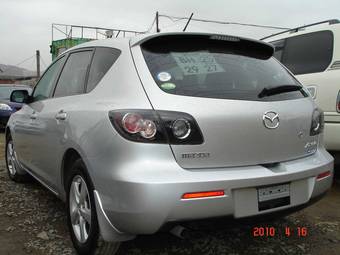2008 Mazda Axela Pictures