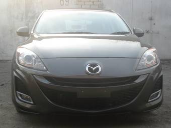 2009 Mazda Axela Photos