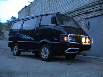 1992 Mazda Bongo