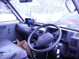 1994 Mazda Bongo Pictures