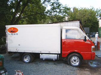 1996 Mazda Bongo Pictures