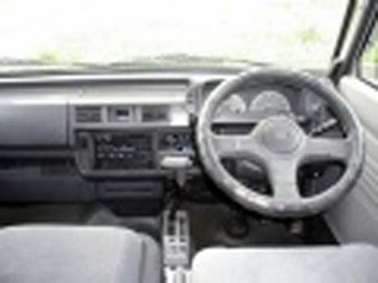 1997 Mazda Bongo Pictures