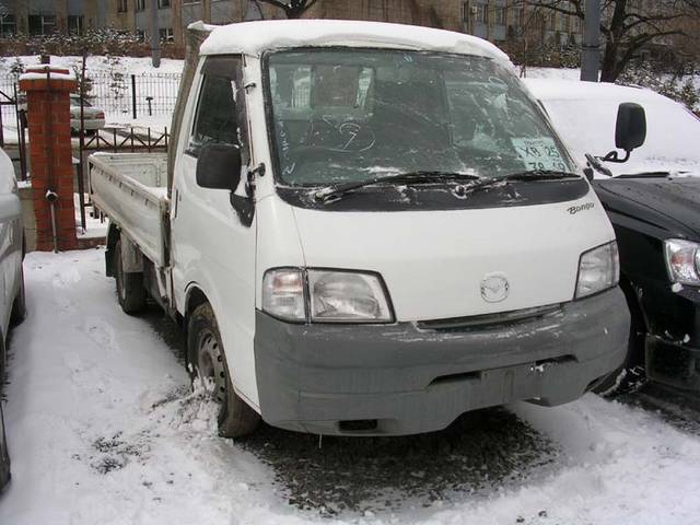 1999 Mazda Bongo