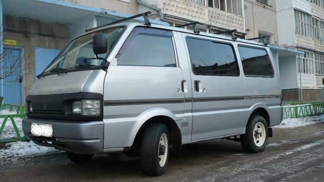 1999 Mazda Bongo