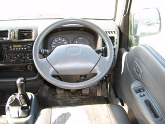 1999 Mazda Bongo Pictures