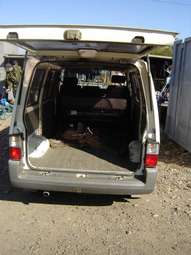 1999 Mazda Bongo Pics