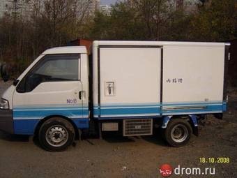 1999 Mazda Bongo Photos