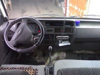 1999 Mazda Bongo Photos