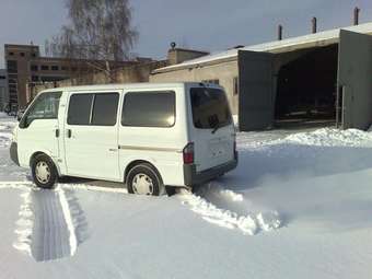 2000 Mazda Bongo