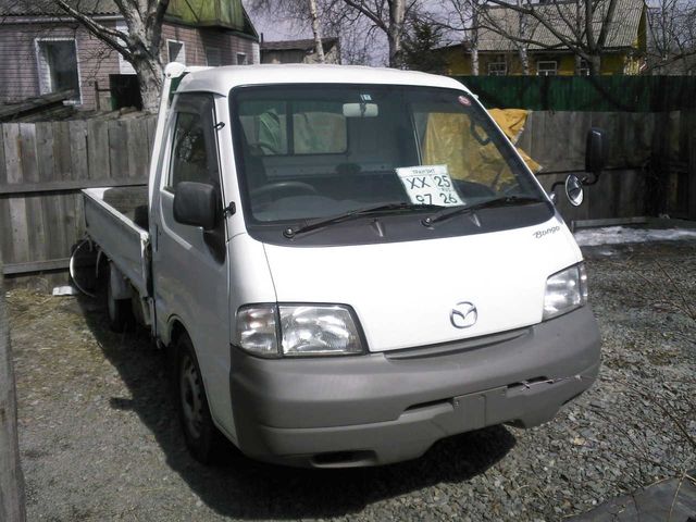 2000 Mazda Bongo
