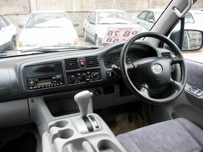 2000 Mazda Bongo Photos