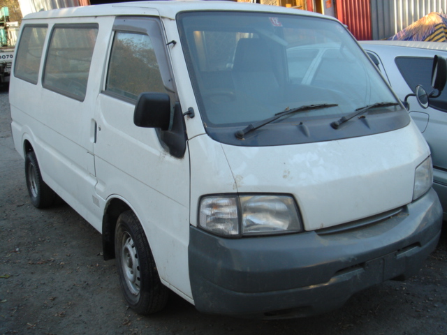 2000 Mazda Bongo Pictures