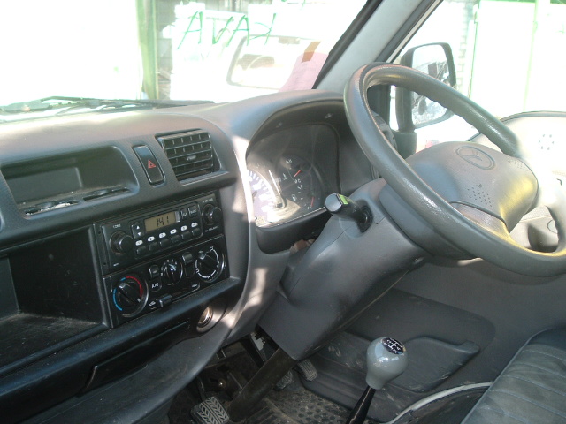 2000 Mazda Bongo Wallpapers