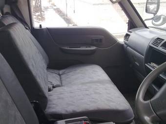2000 Mazda Bongo Photos