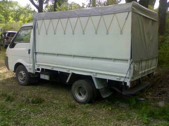 2000 Mazda Bongo Pictures