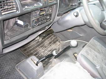2000 Mazda Bongo Photos