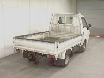 2000 Mazda Bongo Pictures