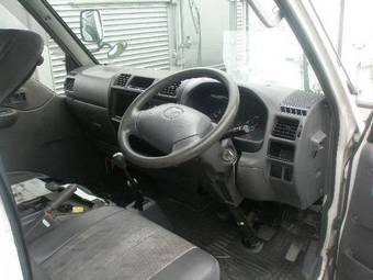 2000 Mazda Bongo Photos