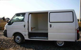 2000 Mazda Bongo Pictures